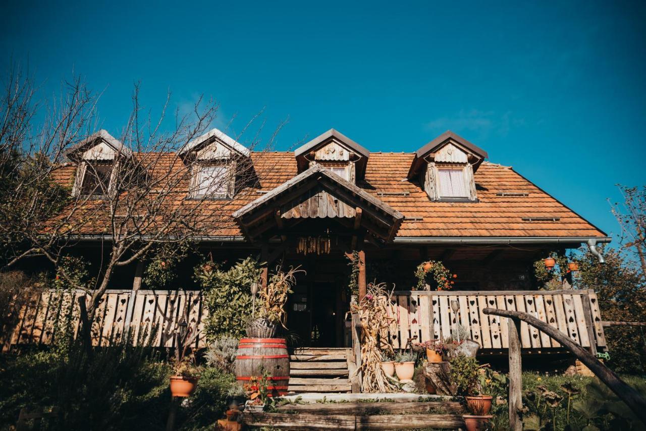 Gresna Pilnica Hotel Klenovnik Exterior photo